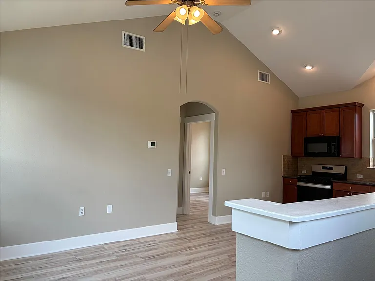 1601 Miriam Ave #121 — Photo 3
