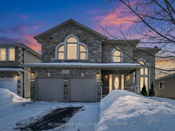 402 Cavendish Cres, Kingston, ON K7P 3E3