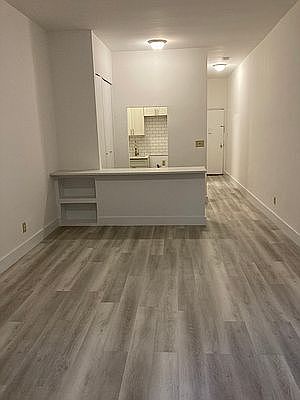 3rd image of 1380 1st Ave APT 1C