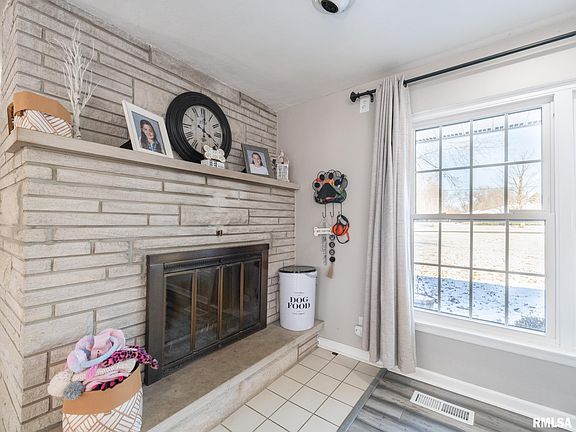 5th image of 7308 W East Branch Dr