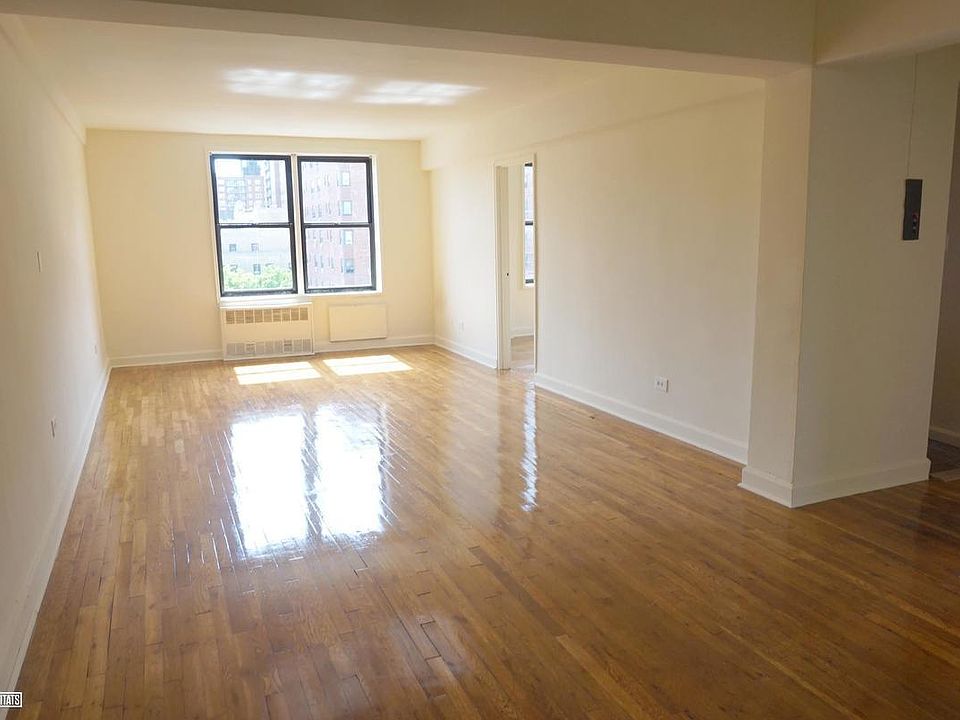 1st image of 8929 163rd St APT 6E