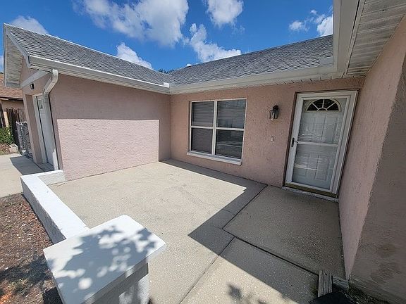 2nd image of 8224 Autumn Oak Ave