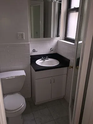 Rented by Solil Management | media 3