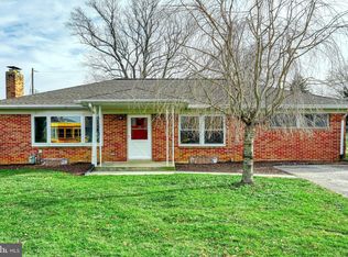 102 Homestead Rd, York, PA 17402