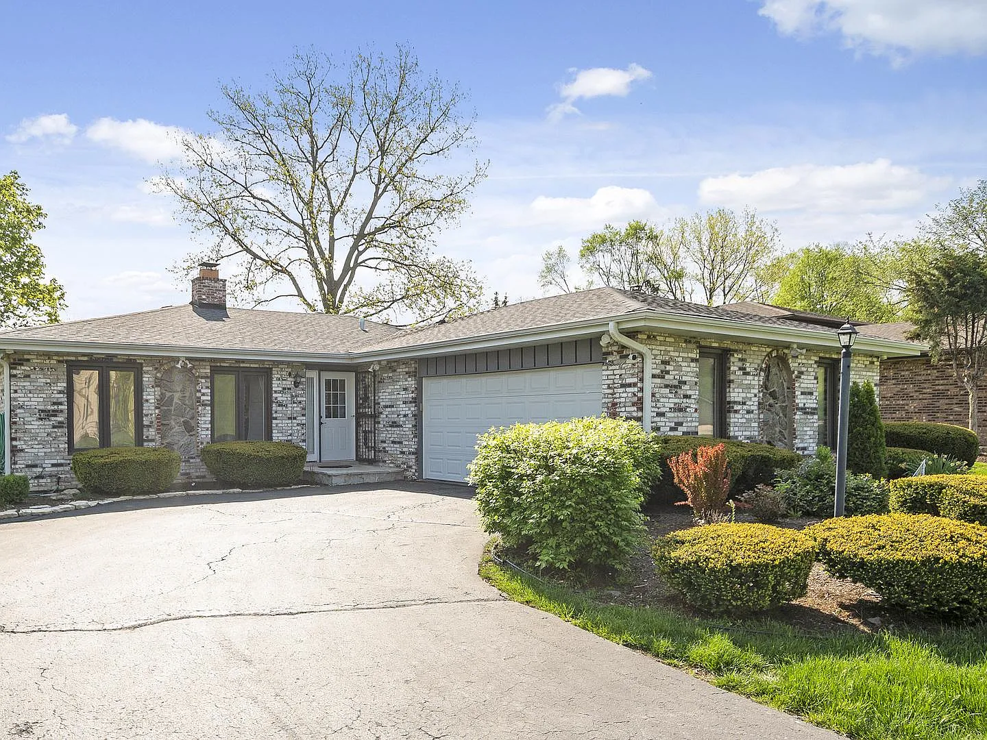 8128 Scenic Dr photo 1