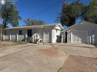 2865 1/2 Central Ave, Canon City, CO 81212