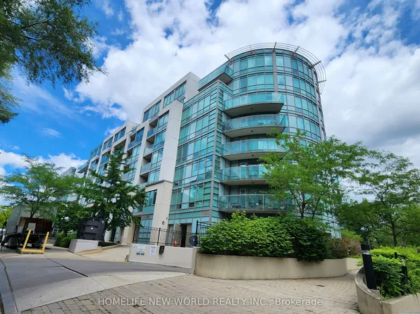 3830 Bathurst St #404, Toronto, ON M3H 6C5