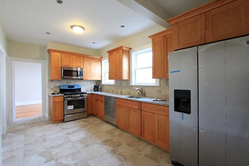 1st image of 55 Marion St #1A