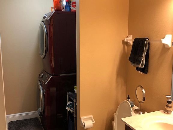 2nd image of 2854 Stanfield Ave