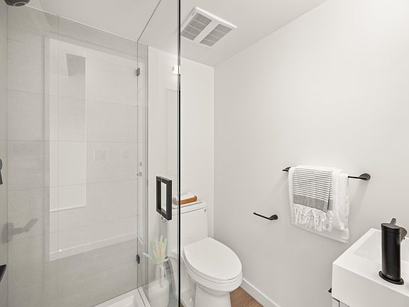 5th image of 2350 165th St #129