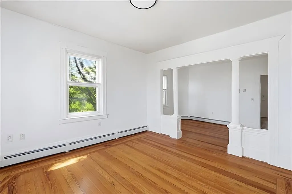 374 Douglas Ave — Photo 4