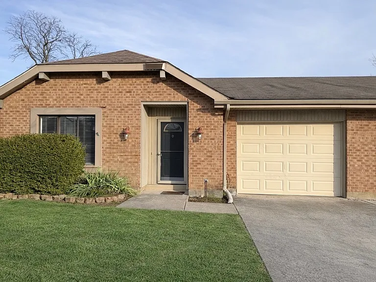 7770 Sterling Pl — Photo 1