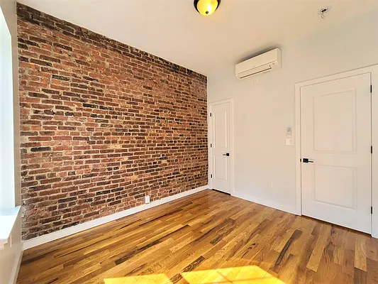 Rented by Oxford Property Group | media 5