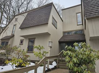 13 Mallard Dr UNIT 13, Farmington, CT 06032