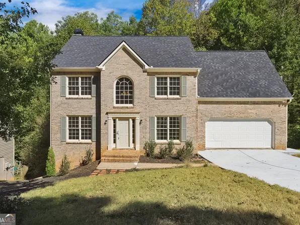 1077 Angel Ln, Powder Springs, GA 30127