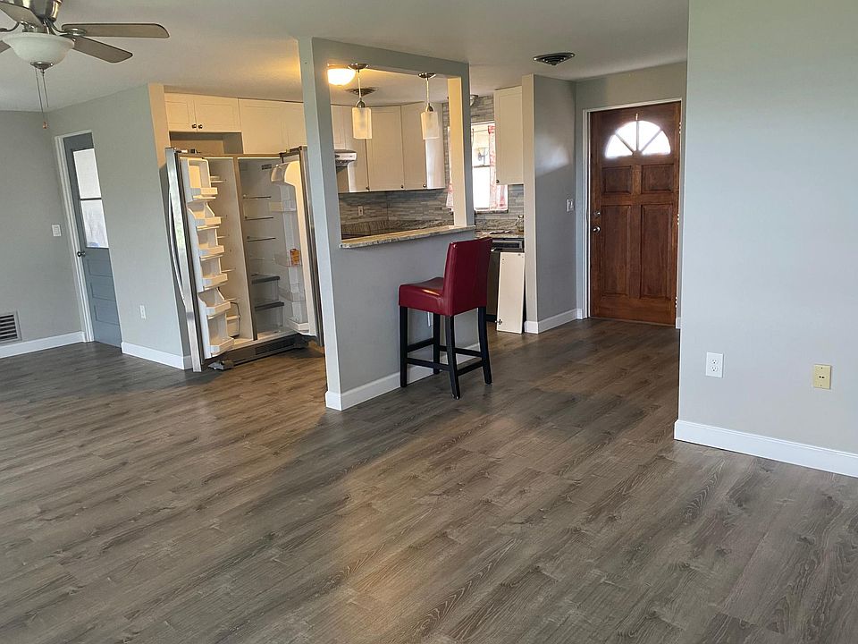 1st image of 1640 Meadowlark Ln