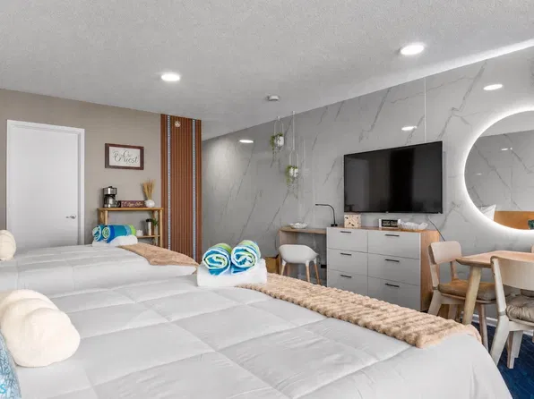 37 Calle Diaz Way #455, Carolina, PR 00979