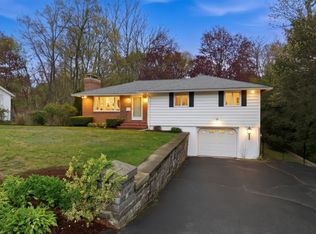 1 Ayrshire Rd, Worcester, MA 01604