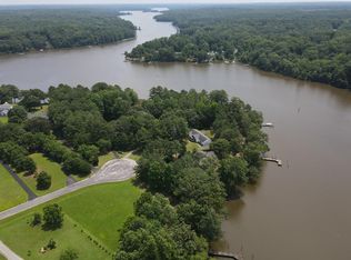 1375 Steamboat Ln, Heathsville, VA 22473