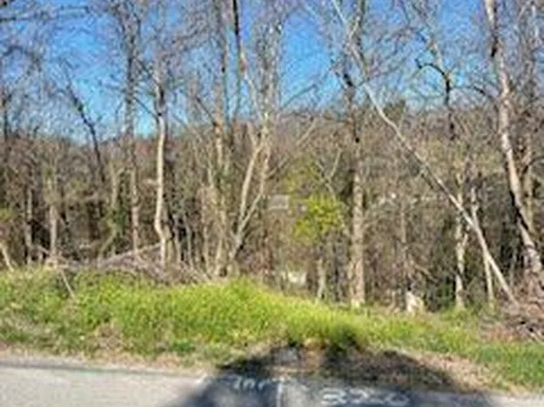 320 Blue Haven Dr, Kingsport, TN 37663