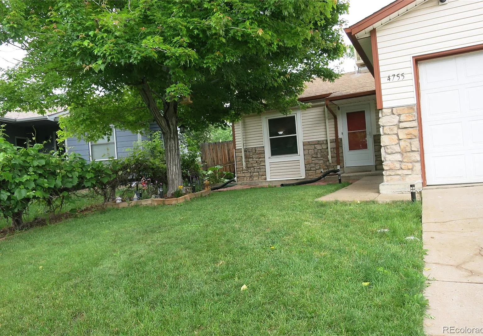 4 bed, 2.0 bath, 1268 sqft, $2,795 — Photo 2