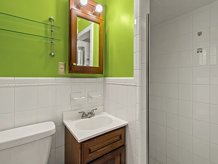 251 Franklin Dr — Photo 15
