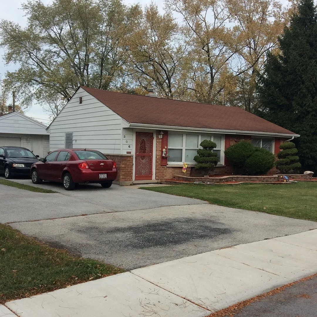 306 Sangamon St photo 1