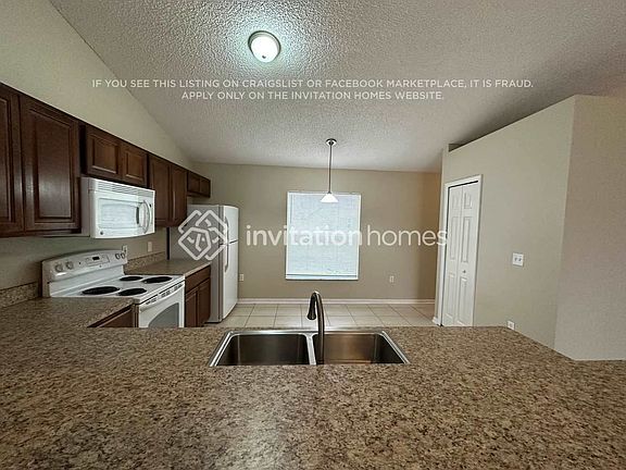 5th image of 1681 Brewton Cir