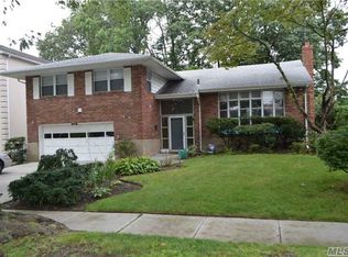 599 June Pl, Valley Stream, NY 11581