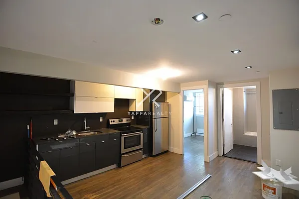 Rented by Yaffa Realty LLC | media 5