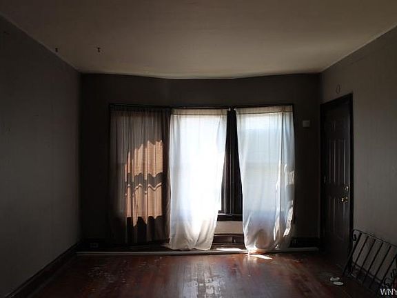 2nd image of 287 Parkdale Ave