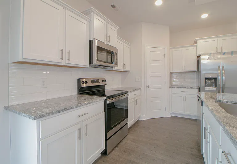 2090 Ireland Way — Photo 5
