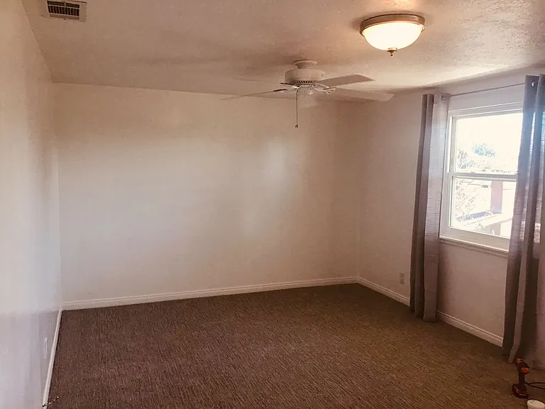 16 Lemon Dr — Photo 5