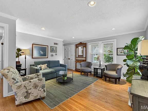 5th image of 214 Way Ave