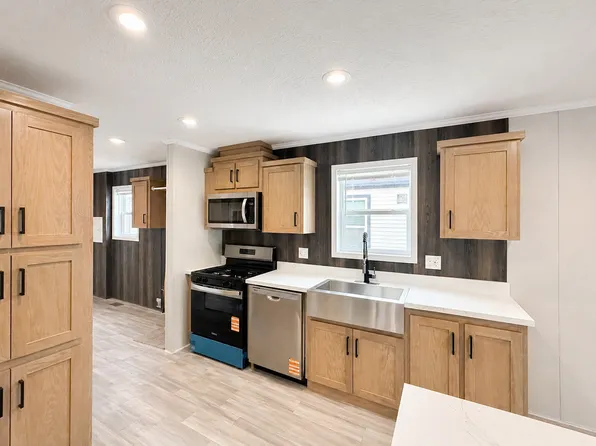 4000 E 134th St #1006, Chicago, IL 60633