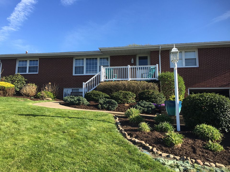1st image of 156 McCabe Dr