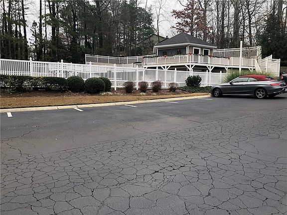 2nd image of 1806 Countryside Pl SE