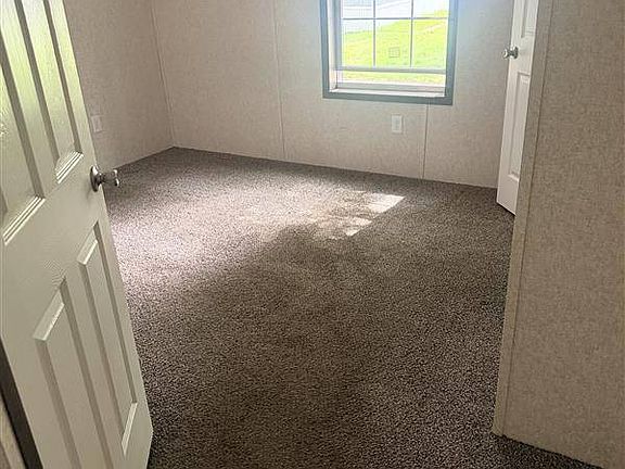4th image of 1625 B St #23