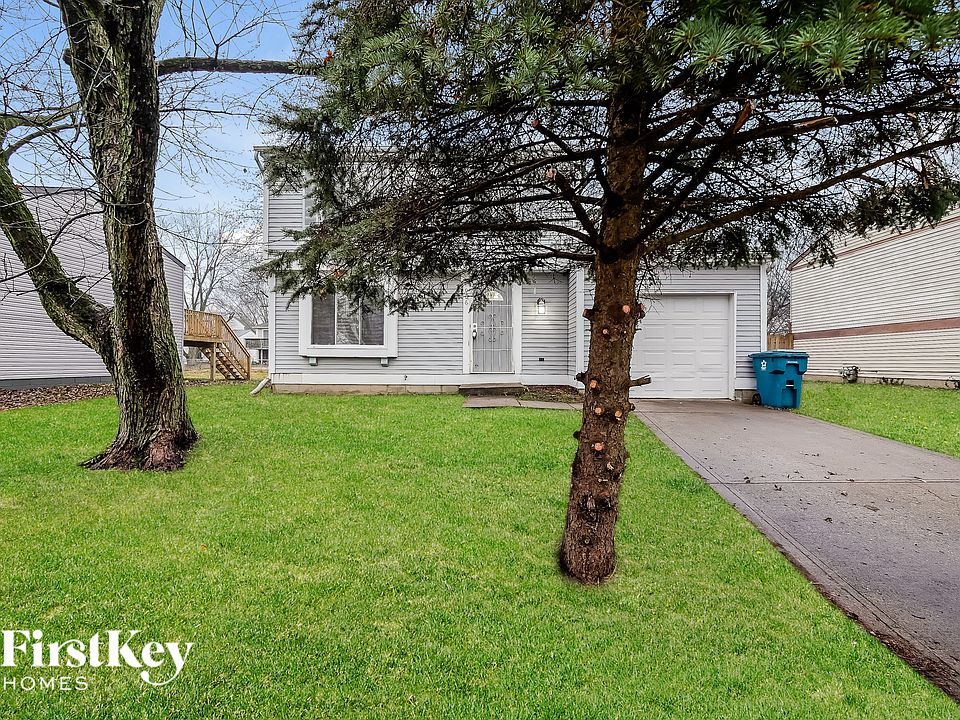 1st image of 906 Woodlark Dr