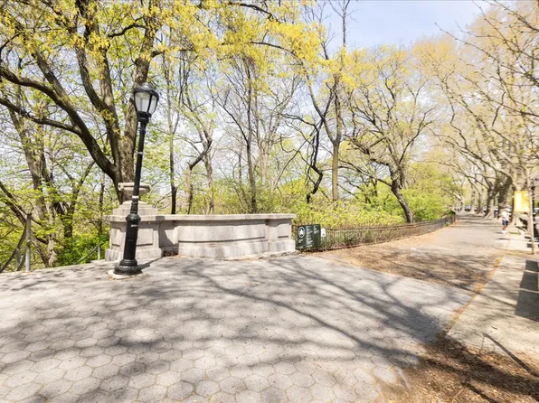 710 Riverside Drive 6B image 22 of 23