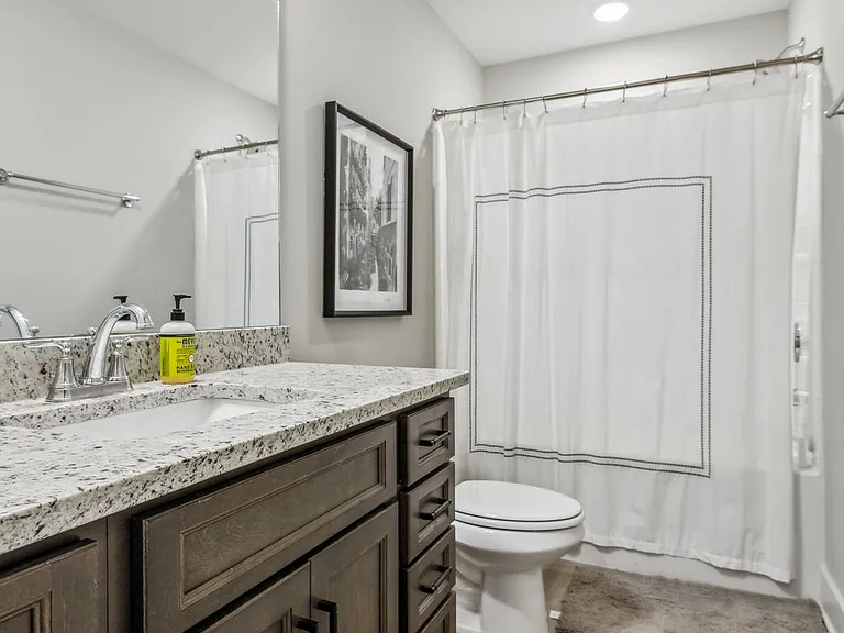 7560 Maggie Dr — Photo 40