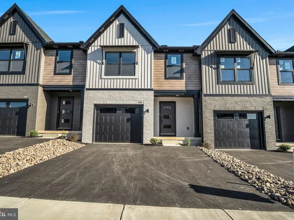 106 Candler Way #87-16, Annville, PA 17003