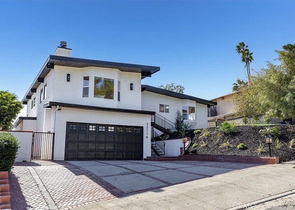 1st image of 22114 Londelius St