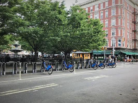 Rented by (LEGACY NOT ACTIVE) DiGiulio Group Real Estate, LLC | media 26