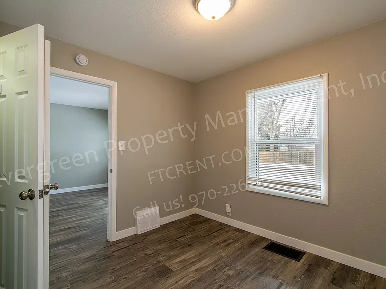207 E Stuart St — Photo 10