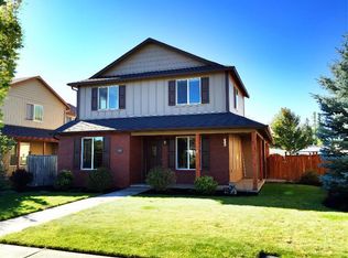 237 E Black Butte Ave, Sisters, OR 97759