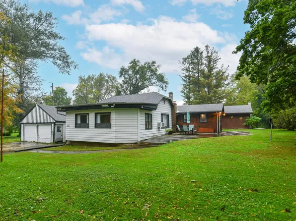 S106W20110 N Shore DRIVE, Muskego, WI 53150