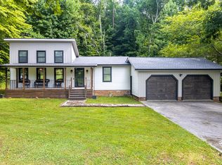 178 Hackberry Dr, Dalton, GA 30720