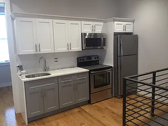 Rented by REALTY QUEST NEW YORK INC