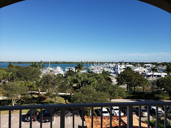 5th image of 2 Harbour Isle Drive E #Ph04